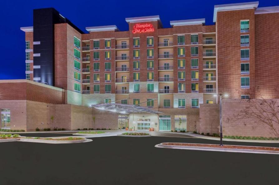 Hampton Inn & Suites Downtown/Waterfront