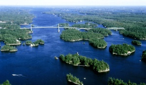 Brug over de rivier de Saint Lawrence met veel eilanden | 1000 Islands