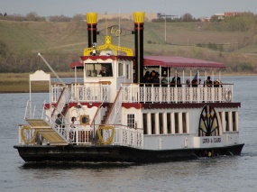 Riverboat Cruise in Bismarck ND - Bismarck