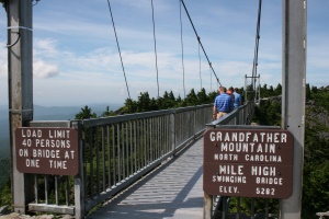 hangbrug (Mile High Swinging Bridge) | Boone