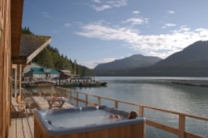 uitzicht vanaf de lodge | Knight Inlet Lodge