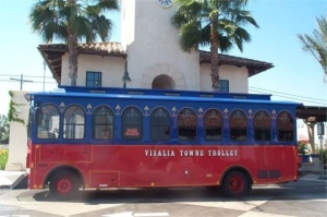 de stadstrolley in Visalia | Visalia